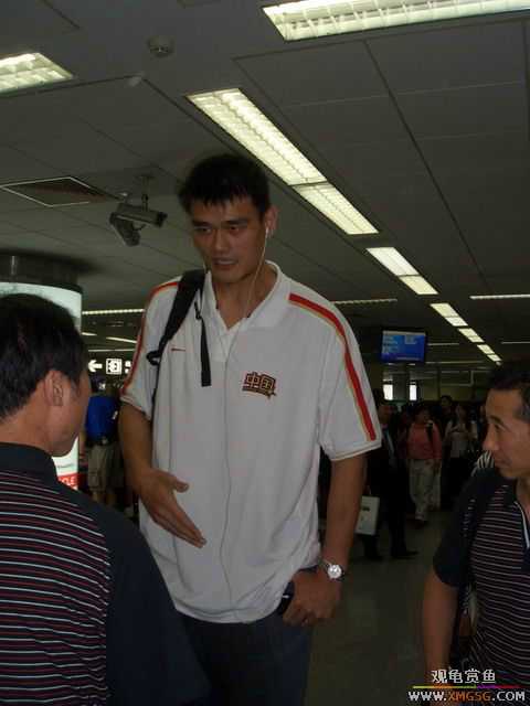 ��С���ĵ�һ��2m��Ĵ���ӣ���˵�Ǵ������