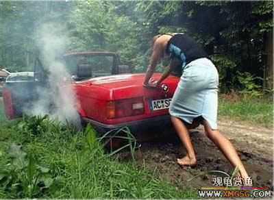 [��ͼ]Ů��һ�������ϵ۾ͷ�Ц��